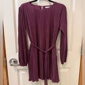 Abercrombie & Fitch XSP purple plisse dress
